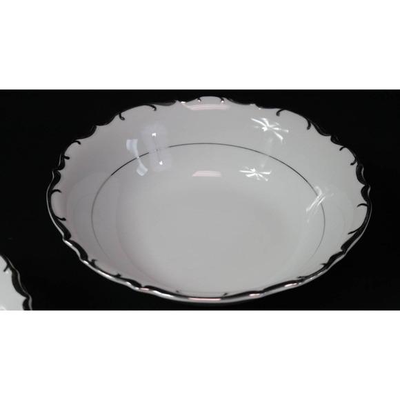 Vintage Bristol Nobility Fine China, Hand Painted 46 Pieces S-3213 - Picture 12 of 12